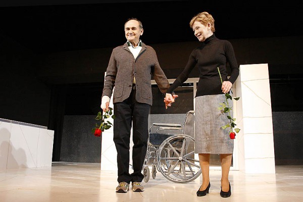 "B³ogie dni". Teatr Ateneum w Warszawie. Obsada: Jadwiga Jankowska - Cielak, Jan Peszek. Tarnobrzeg. 08.12.2015.